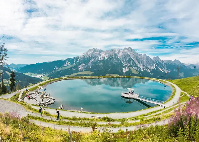 In Near Slopes Apartment