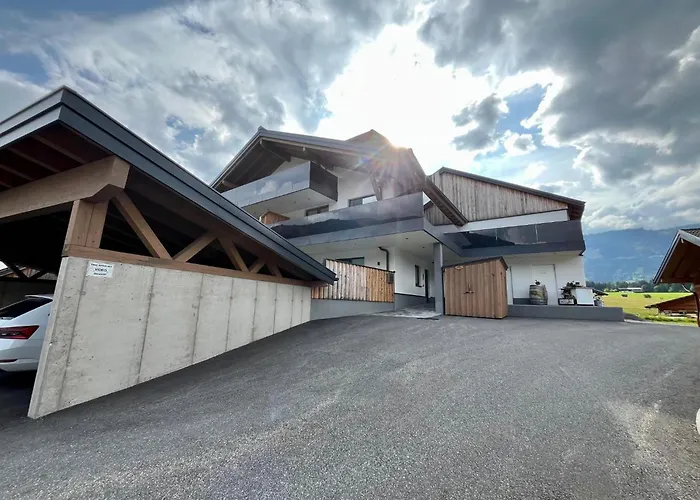 In Near Slopes Apartment *